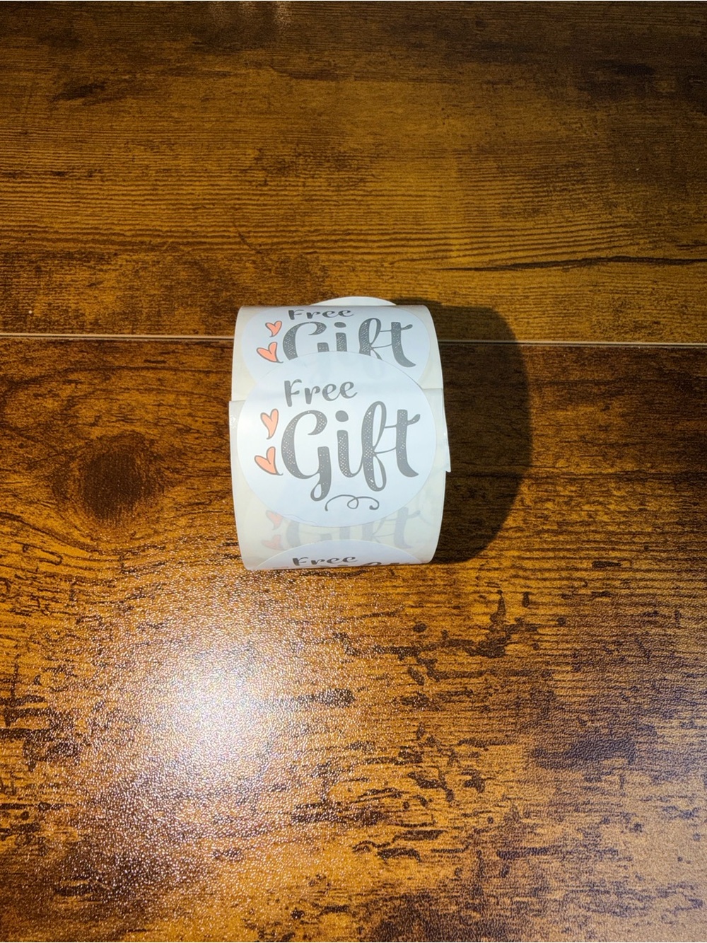 Free Gift Round Sticker Roll - White with Pink Hearts